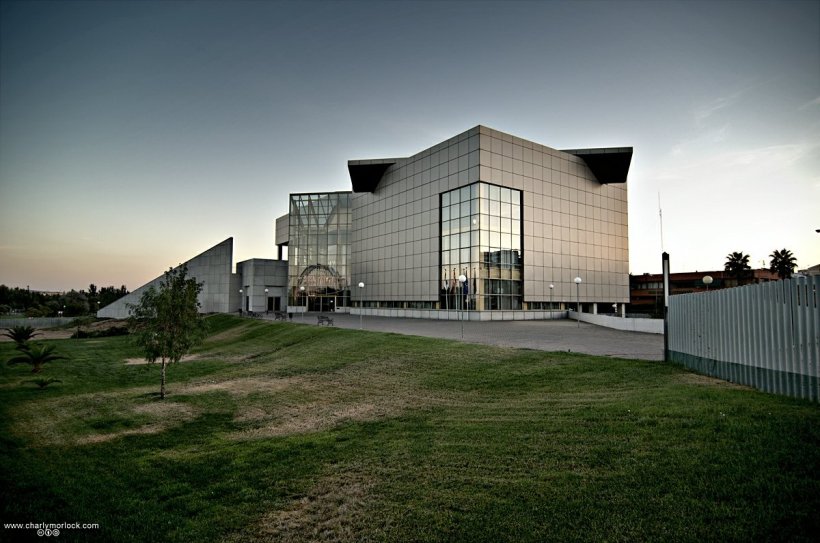 Biblioteca pública del Estado J. Delgado Valhondo